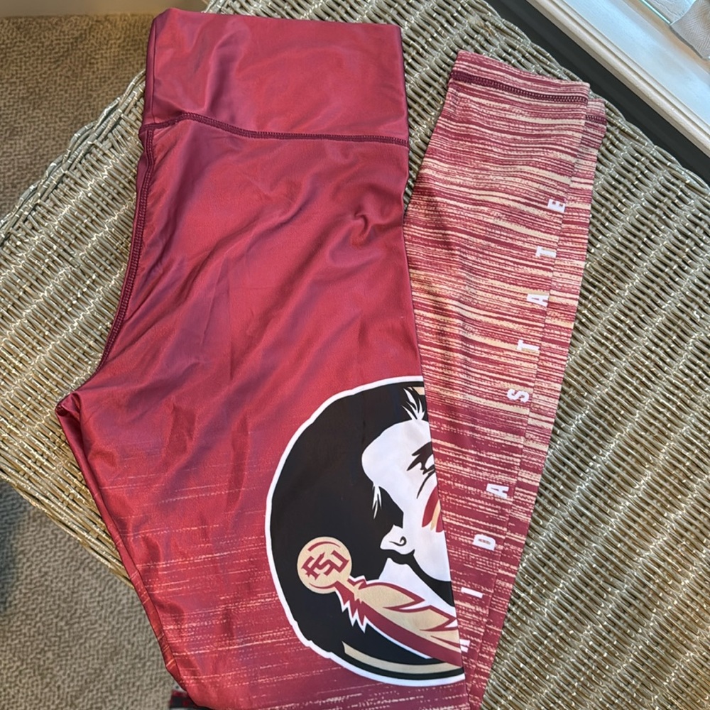 Florida State fans will love these leggings!